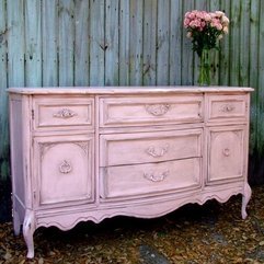 Furniture Pink Distressed - Karbonix