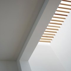 Futakoshinchi Apartment Stairs Simple Design - Karbonix