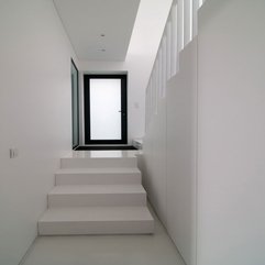 Glazed Door White Hallway White Stair - Karbonix