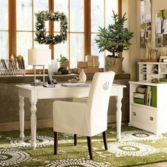 Green Home Office Design For Small Space With Simple White Work Desk Go - Karbonix