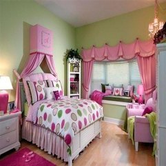 Green Pink Bedroom Tatami Floor - Karbonix