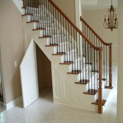 Hidden Under Stair Storage House Elevated - Karbonix