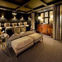 Home Theater Looks Luxury - Karbonix