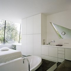 Home White Unique Design - Karbonix
