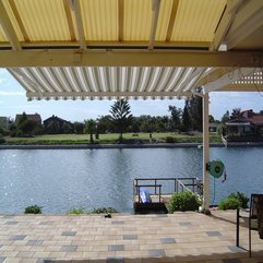 Image Ratractable Awnings - Karbonix