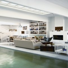Indoor Pool Inside House - Karbonix