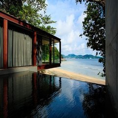 Infinity Pool Facing Awesome View Upper Level - Karbonix