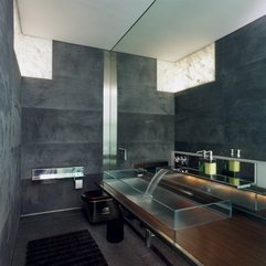 Interior Bathroom With Gray Wall In Modern Style - Karbonix
