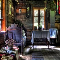 Interiors Antique Bed Cottage - Karbonix