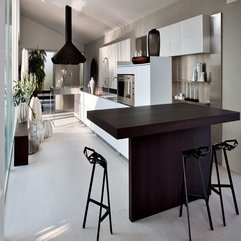 Italian Kitchen Concept With Large Warmer Kitchen Open Plan - Karbonix