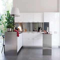 Italian U Shaped Kitchen With White And Polished Silver Kitchen Impressive White - Karbonix