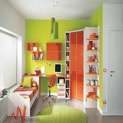 Kids Bedroom With Green Wall Orange Furniture Cute - Karbonix