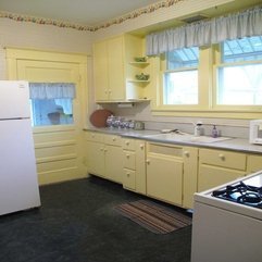 Kitchen Cabinet Yellow Painting - Karbonix