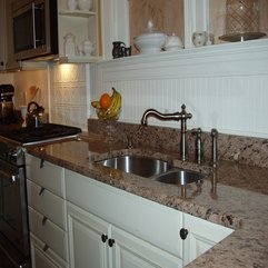 Kitchen Photo Simple Beadboard - Karbonix