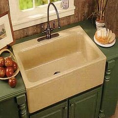 Kitchen Sink On Green Cabinets Country Style - Karbonix
