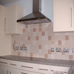 Kitchen Wall Tiles Design Neutral Color - Karbonix