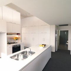 Kitchen With Metal Sink Theme Create Fresh Atmosphere - Karbonix