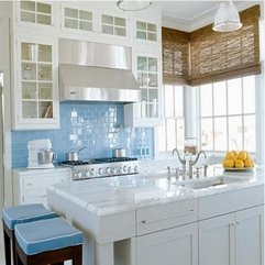 Kitchens With Blue Wall All White - Karbonix