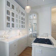 Kitchens With Glass Door All White - Karbonix