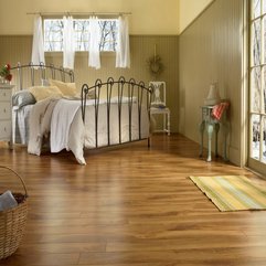 Laminate Flooring Photo - Karbonix