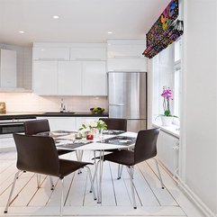 Large Windows And White Colored Wooden Floor Of Apartment Part Of - Karbonix