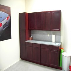 Layout Garage Cabinets - Karbonix