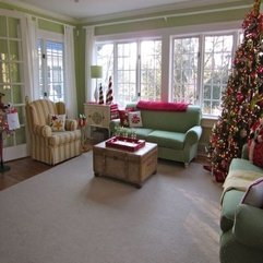 Living Room With Cristmast Tree Looks Gorgeous - Karbonix