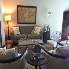 Living Room With Standing Lamp Earth Painting Looks Elegant - Karbonix