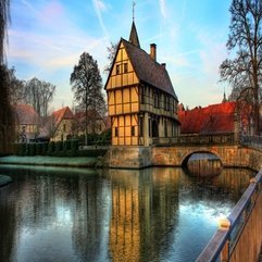 Lovely View Buildings Water Architecture HD Wallpaper Images Pictures Of - Karbonix