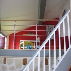 Mezzanine Deco Design With Red Color Paint Interior - Karbonix