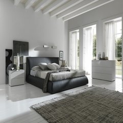 Minimalist Bedroom Idea - Karbonix