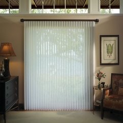 Minimalist White Window Treatment Near The Dark Table And Floral - Karbonix