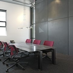 Modern Meeting Room Artistic Ideas - Karbonix
