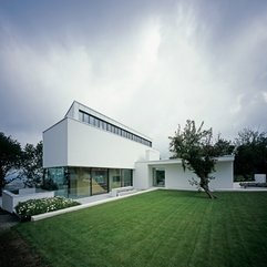 Modern Residence Opening Up To Fantastic Views In Germany House P - Karbonix