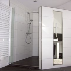 Modernes Design Futuristic Badezimmer - Karbonix