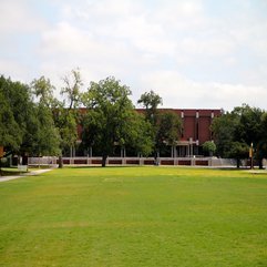 More Soviet Chic Architecture On Baylor Campus Flickr Photo - Karbonix