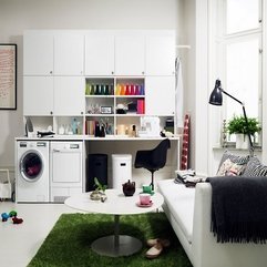 Multifunction Laundry Room With Home Office And Daybed In Apartment - Karbonix