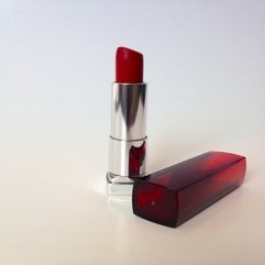 Music City Beauty Maybelline Color Sensational Lipstick 645 Red - Karbonix