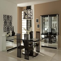 Neutral Dining Room With Black And White Decor For Modern Look - Karbonix