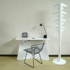 Office Desk With Minimalist Design White Lacquer - Karbonix