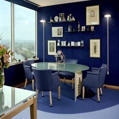 Office Work Space With Glasses Table Interior Design - Karbonix