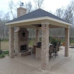Outdoor Patios With Iron Fence Covering - Karbonix