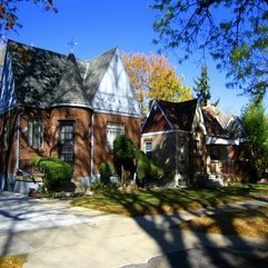 Panoramio Photo Of Cozy Home Architecture - Karbonix