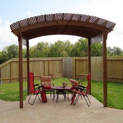 Patios With Outdoor Round Table Covering - Karbonix