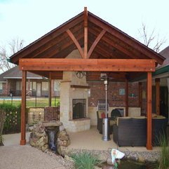Patios With Outdoor Wood Pole Stand Covering - Karbonix