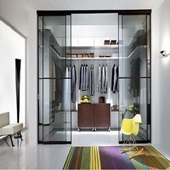 Presentable Calm White Walk Closet With Transparent Glass Bulkhead Tidy And - Karbonix