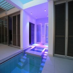 Purple Lighting Tricks For The Extraordinary Alleyway Pool Looks Exquisite - Karbonix