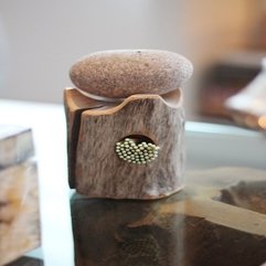 Quirky Match Holder And Striking Stone Apartment Things To M - Karbonix