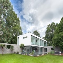Best Inspirations : Residence With Green Yard Blue Sky View Two Level - Karbonix