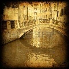 Retro Card With Architecture On Grungy Paper Old Italian Venice - Karbonix